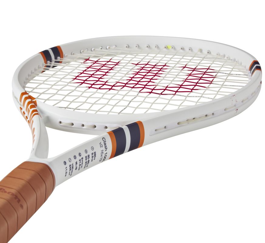 WR128111U_4_Clash_100L_v2_Roland_Garros_WH-png-high-res