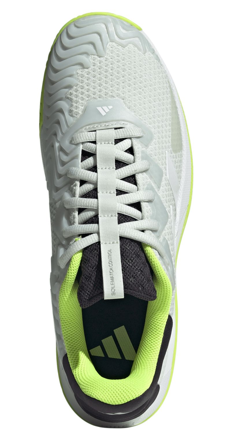 IF0438_3_FOOTWEAR_Photography_Top-Portrait-View_white