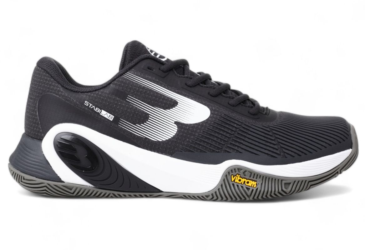 Bullpadel Vertex Vibram 26V - black