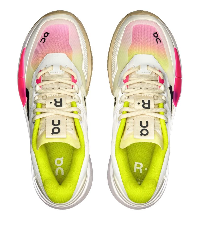 OnRogerPro2WomanLime5