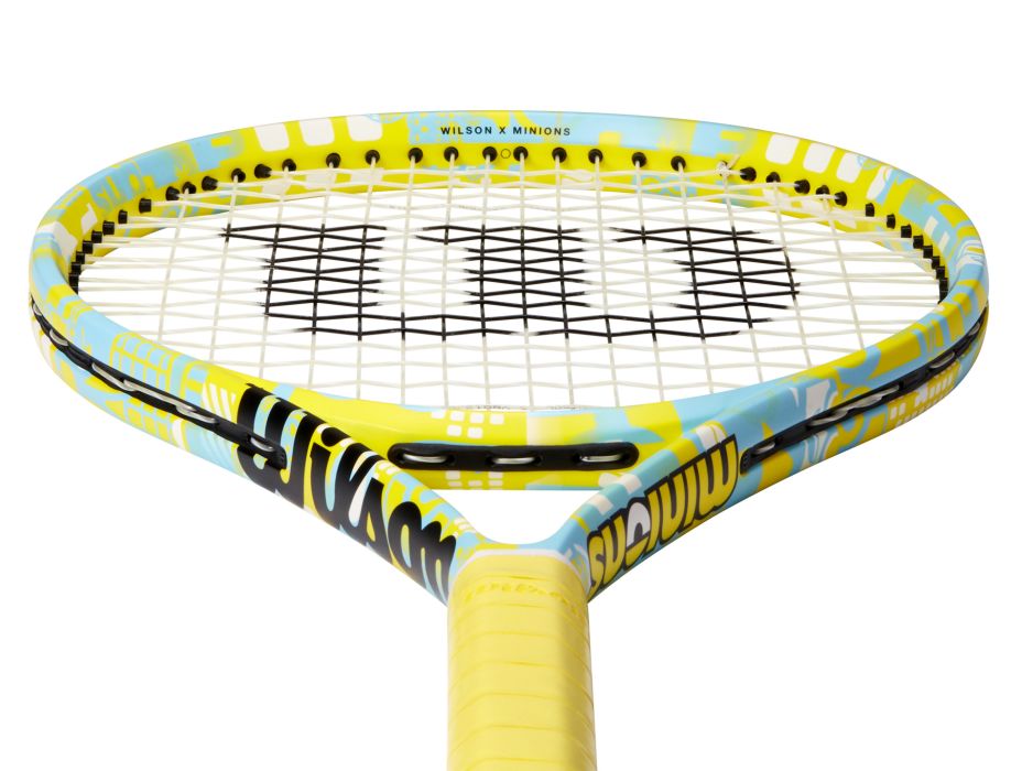 WR098710U_3_MINIONS_CLASH_26_TNS_RKT_YE_BU_WH-png-high-res