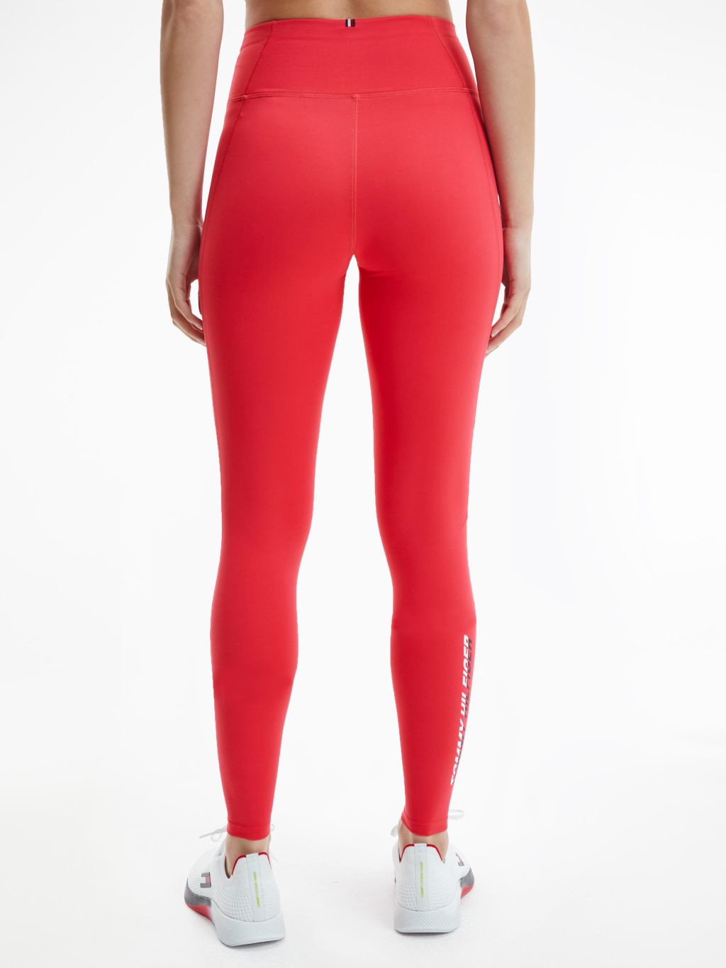 Tommy-Hilfig_SP2022_TZR_S10S101320TZR_2