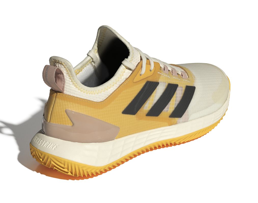 IF0413_7_FOOTWEAR_Photography_Back-Lateral-Top-View_white