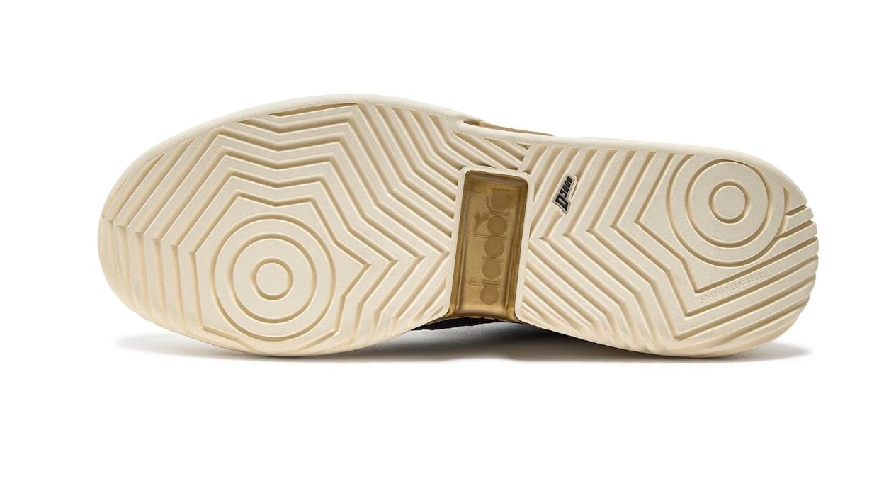 pol_pl_Buty-tenisowe-unisex-DIADORA-B-ELITE-STAR-32188_2