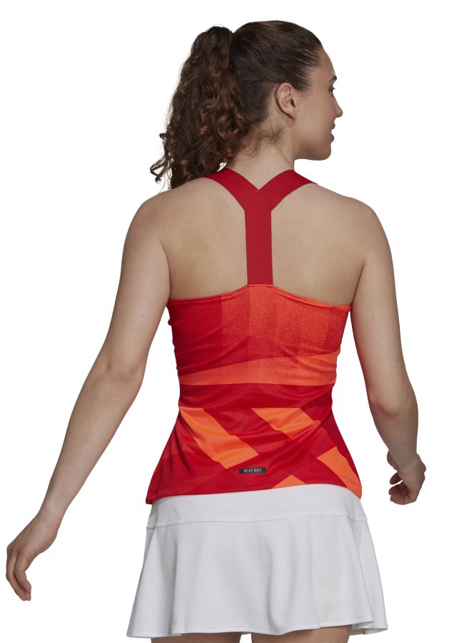 H20355_APP_on-model_back_white