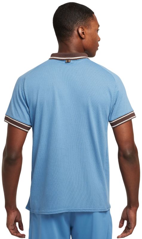 AURORA_FQ2101-429_PHSBM001-2000-Photoroom