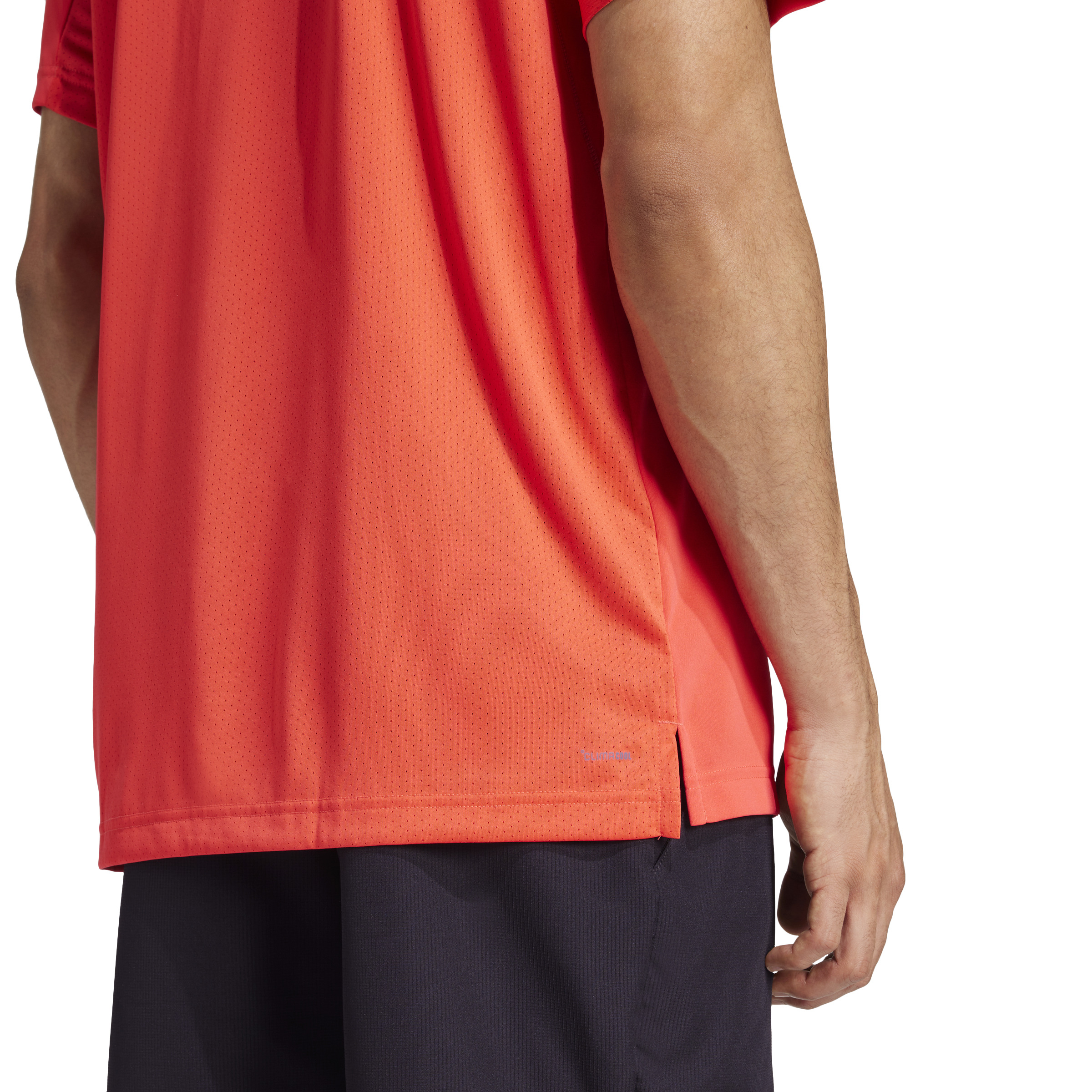 JP2328_8_APPAREL_On-Model_Detail-View-2_white