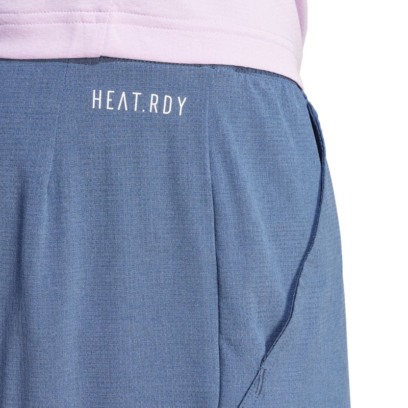 IJ4929_8_APPAREL_On-Model_Detail-View-2_whiteE08AJA2180hmk