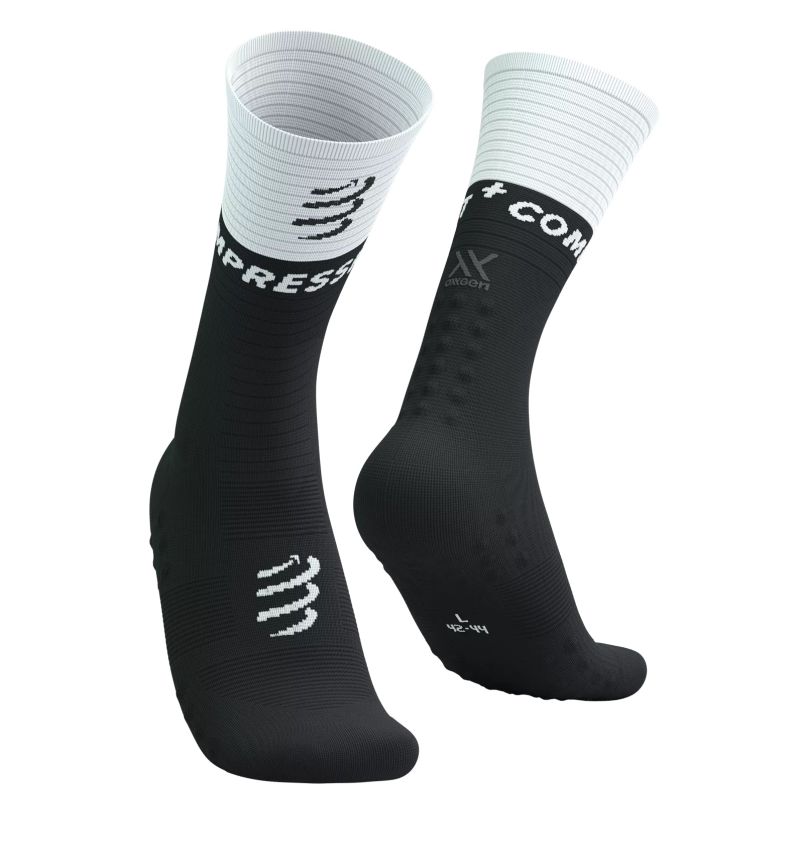 Compressport Mid Compression v2.0 1P - black/white Compressport Mid Compression v2.0 1P - black/white