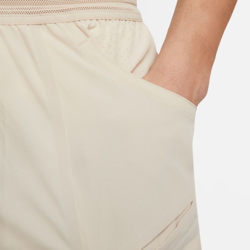 AURORA_DV2881-126_PHSYM002-2000