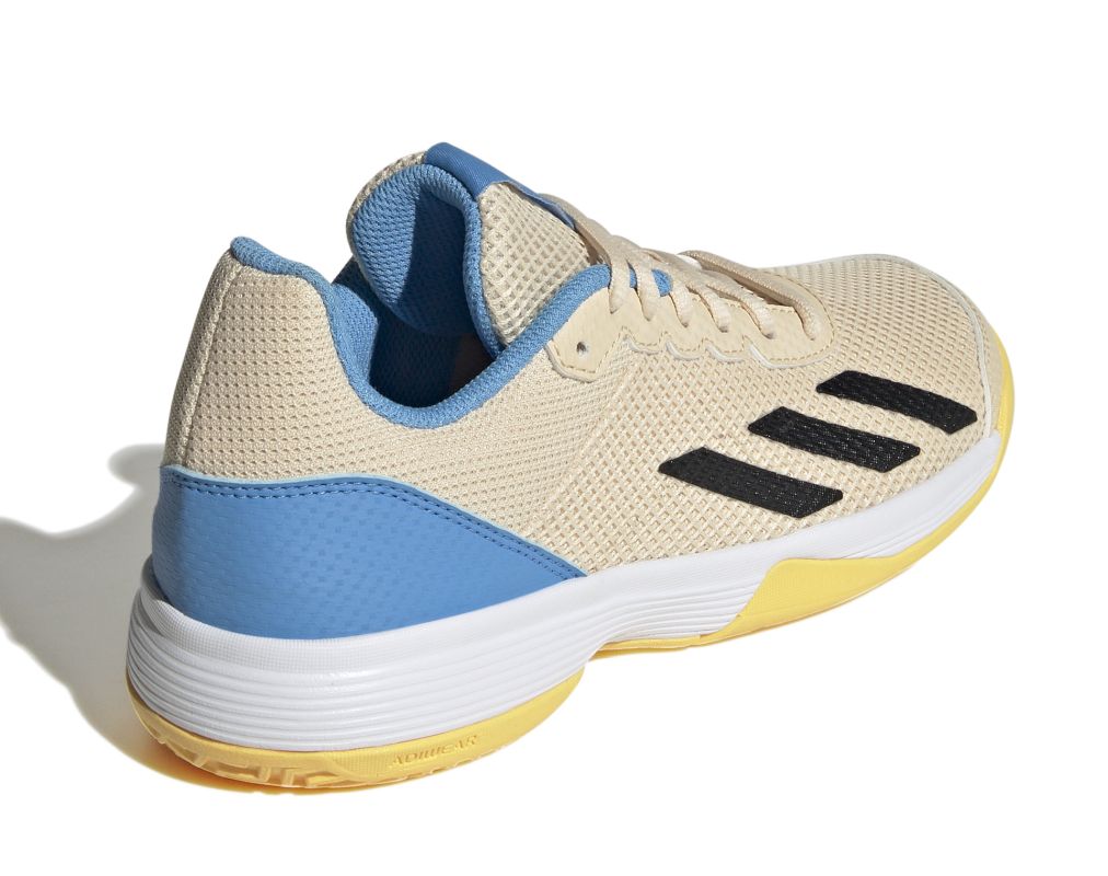 IF0456_7_FOOTWEAR_Photography_Back-Lateral-Top-View_white