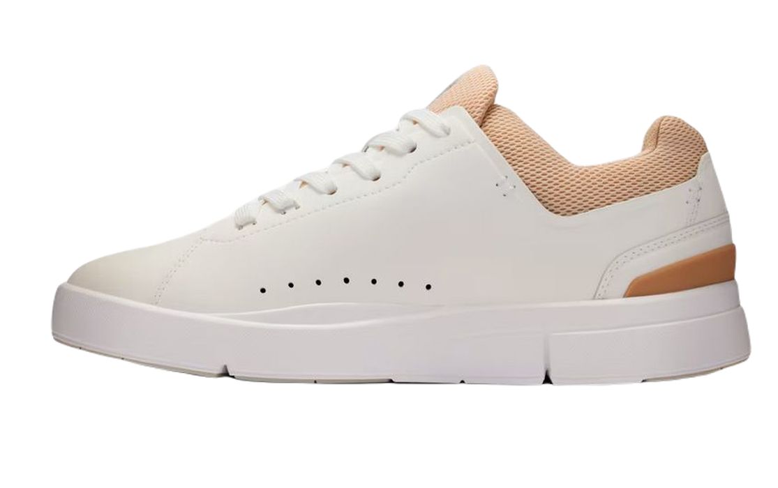 WomOnAdvantageSavannah4