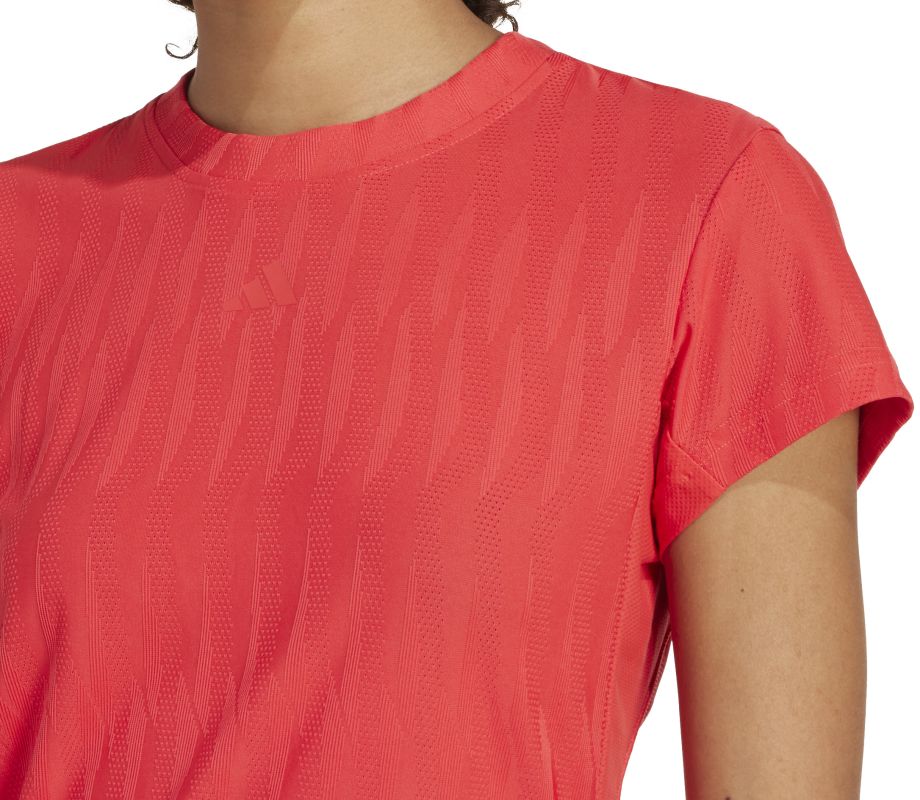 JD4284_9_APPAREL_On-Model_Detail-View-2_white