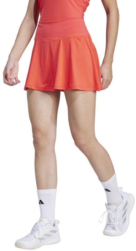 JN1974_2_APPAREL_On-Model_Standard-View_white