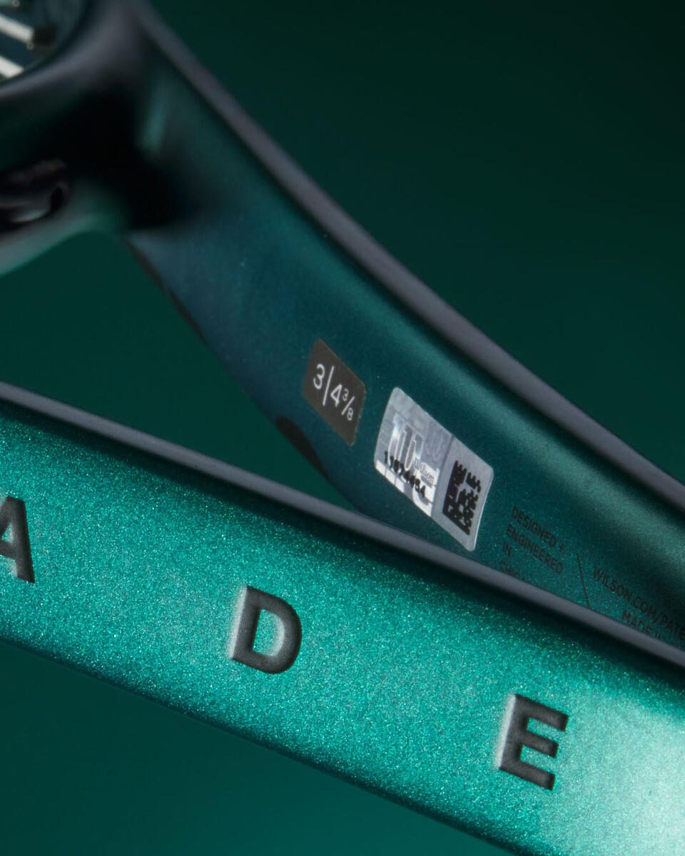 23-0298_APAC_Blade_V9_IGF_Beauty_4-cq5dam-web-1200-1200