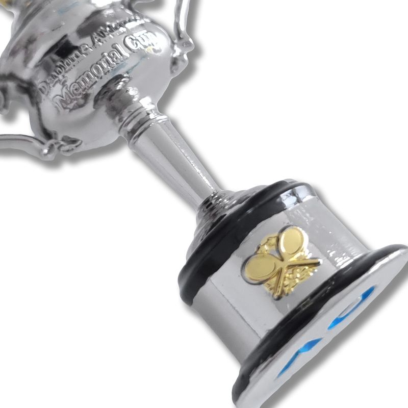 AOWOMENSDESKTROPHY-details