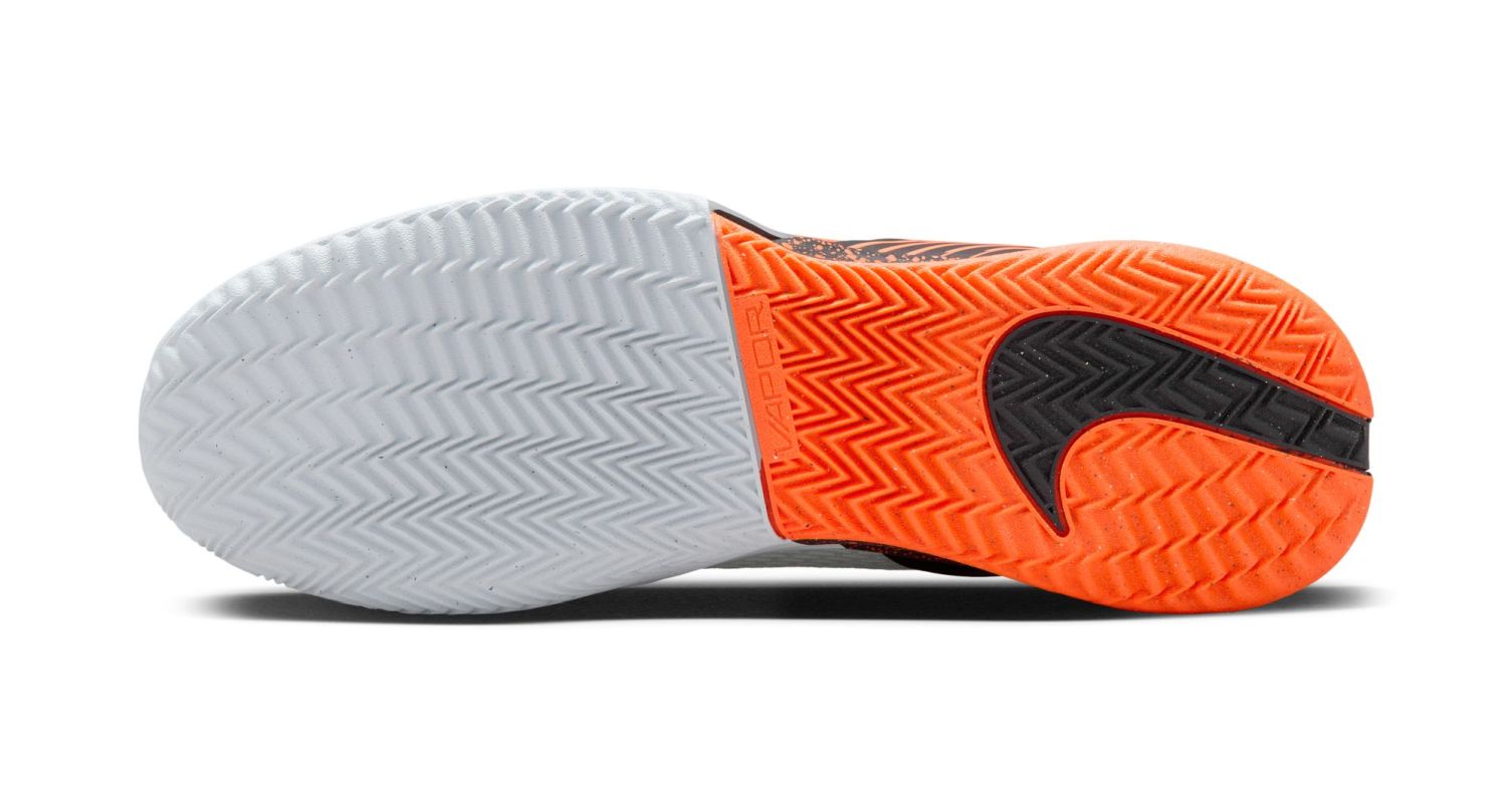 AURORA_FQ8719-002_PHSUH000-2000