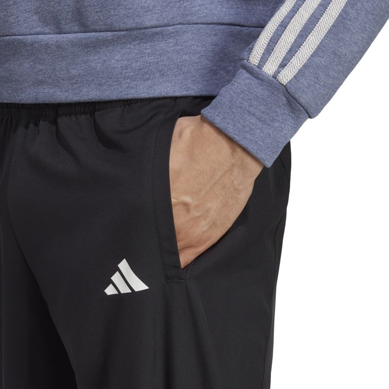 HT7205_6_APPAREL_On-Model_Detail-View-1_white