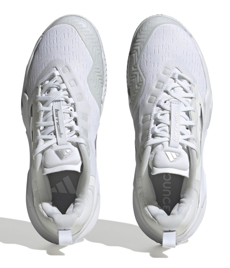 ID1554_3_FOOTWEAR_Photography_Top-Portrait-View_white