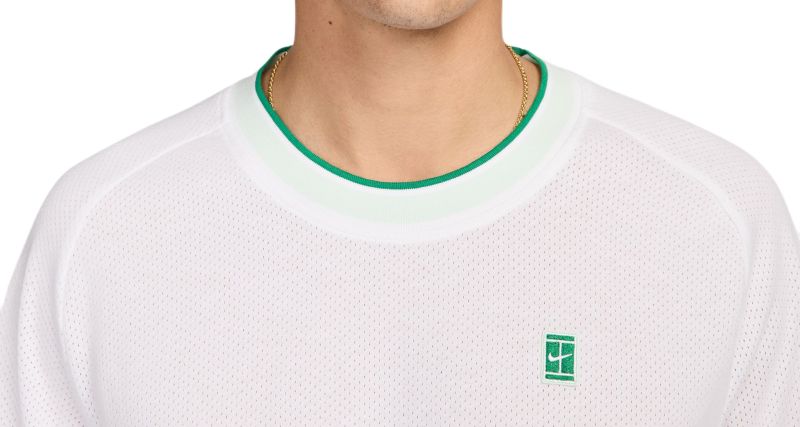 AURORA_FN0318-100_PHSYM001-2000