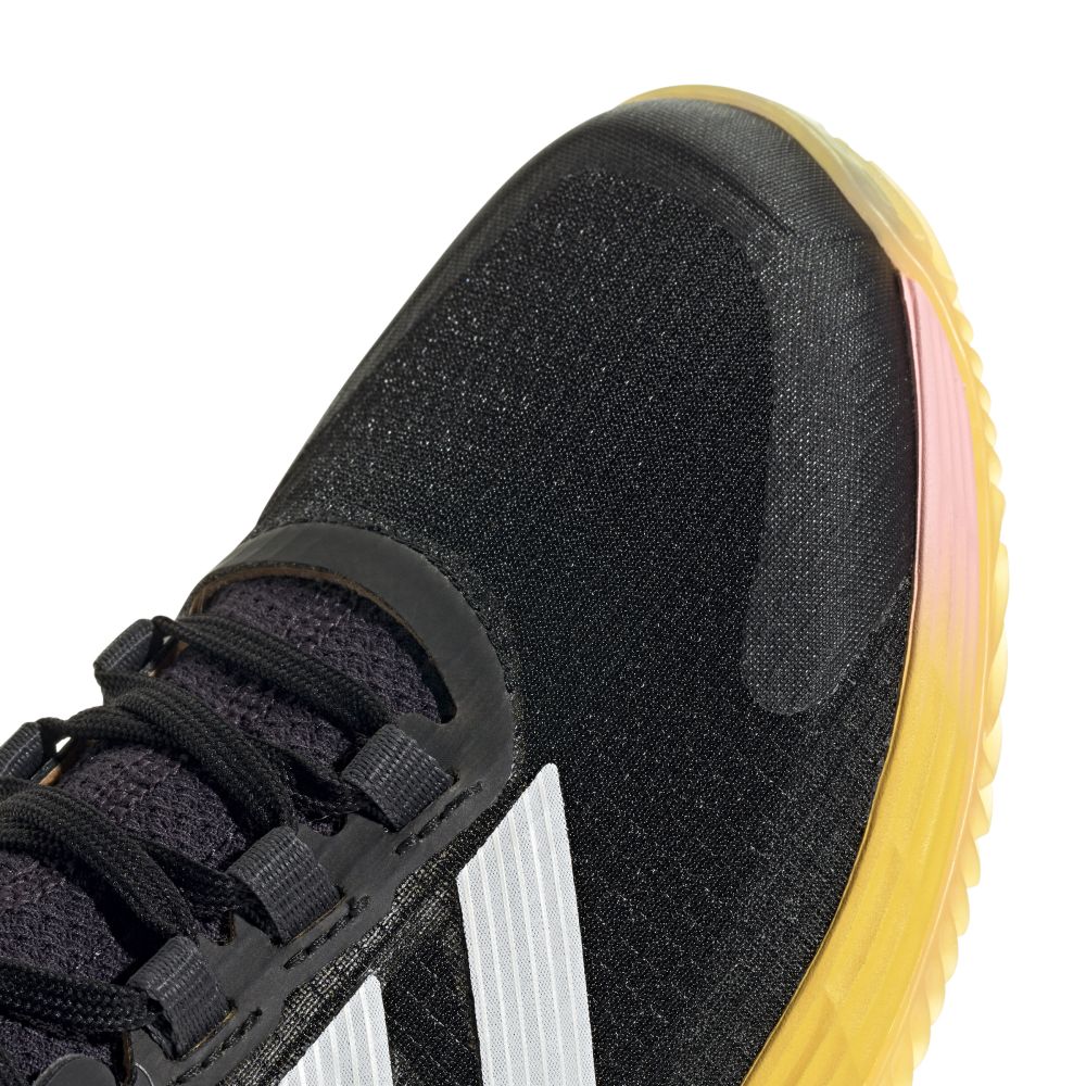IF6531_8_FOOTWEAR_Photography_Detail-View-1_white
