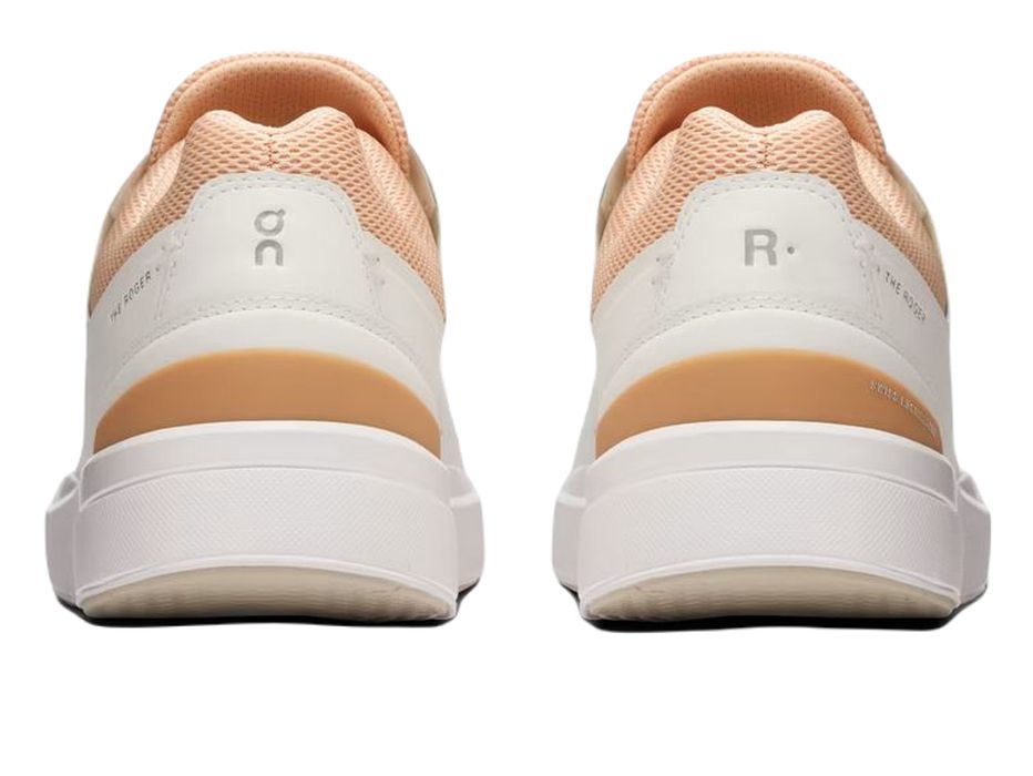 WomOnAdvantageSavannah5