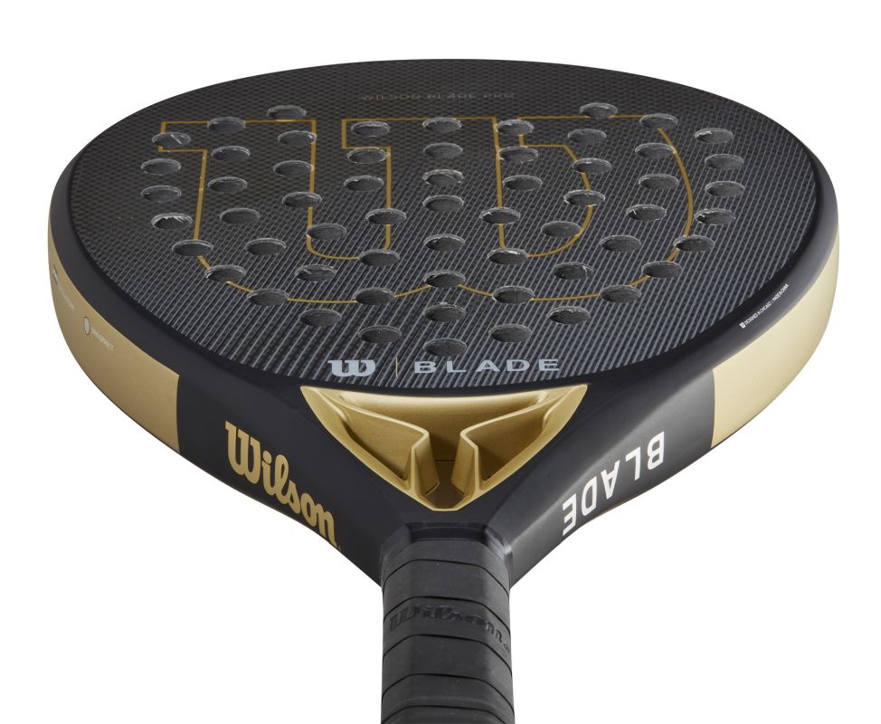 WR067221U_3_Blade_Pro_v2_BL_GD-png-high-res