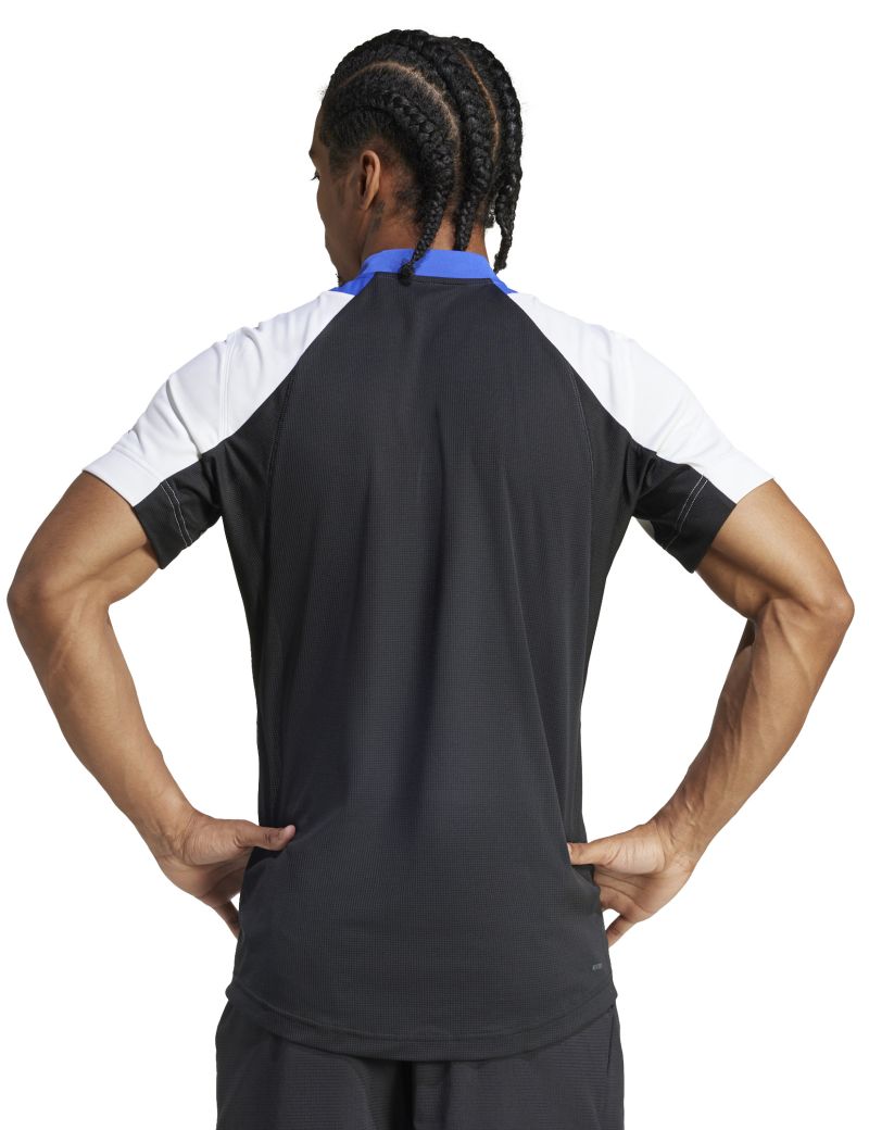 IT2262_5_APPAREL_On-Model_Back-View_white