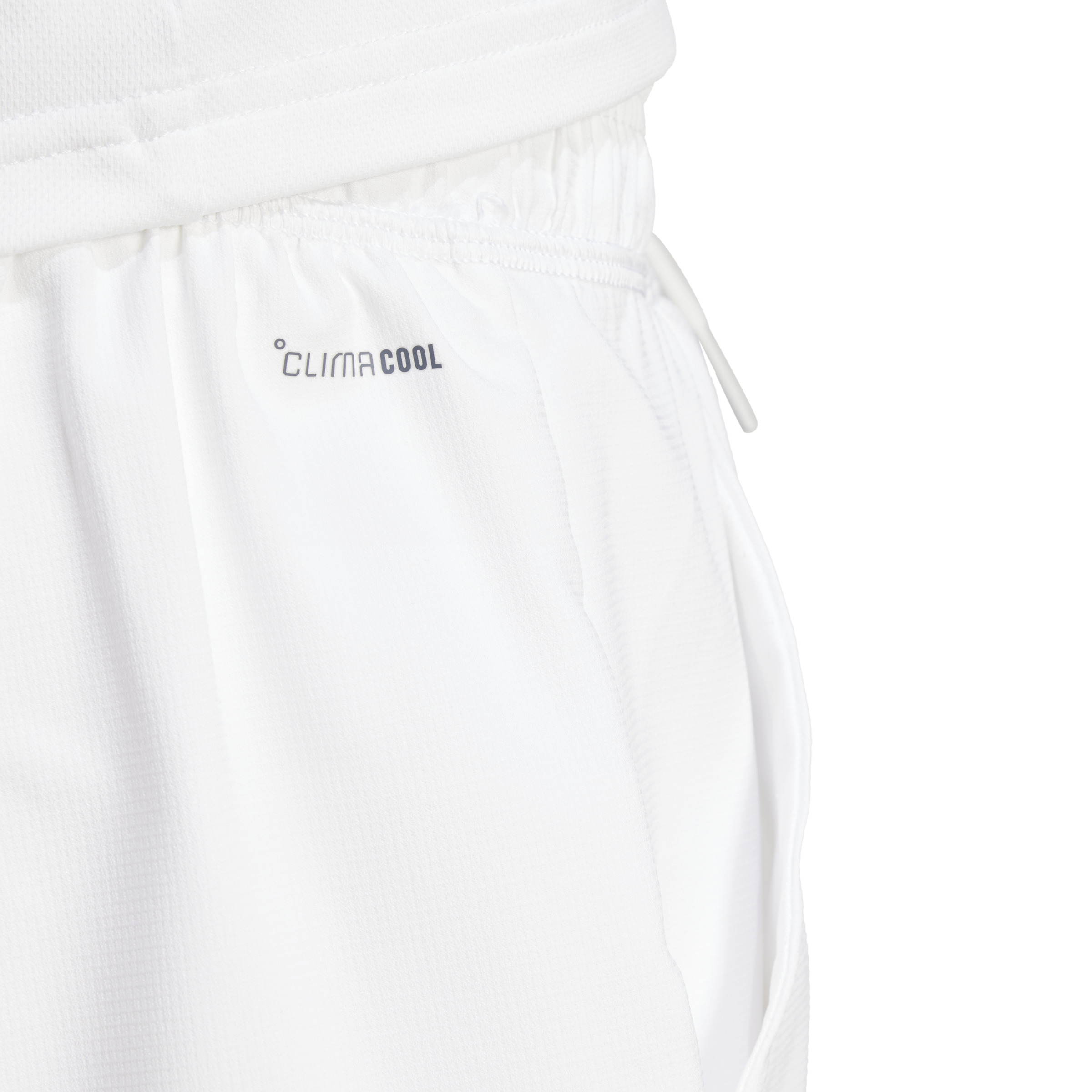 JE7114_9_APPAREL_On-Model_Detail-View-2_white