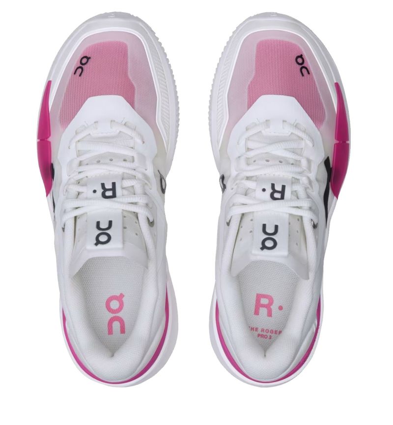 ClayOnRogerPro2WhitePinkWoman4