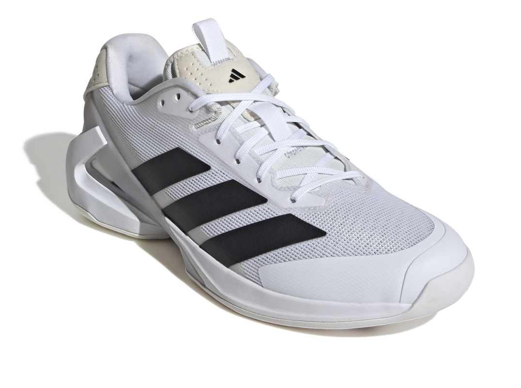 IE1376_6_FOOTWEAR_Photography_Front-Lateral-Top-View_white