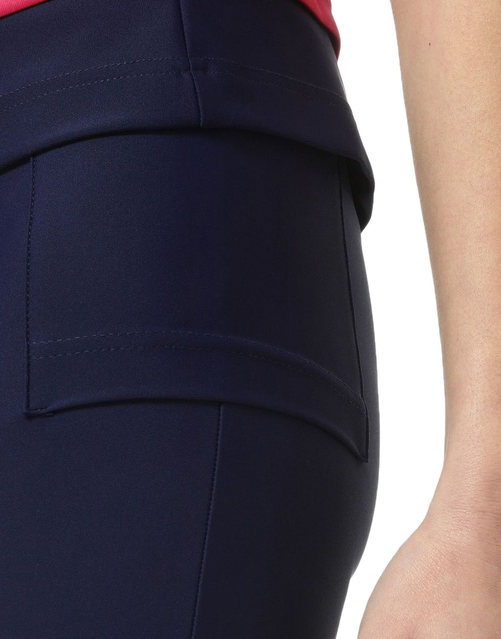 tedgo0015-842-5vucfi5cPHWZGg