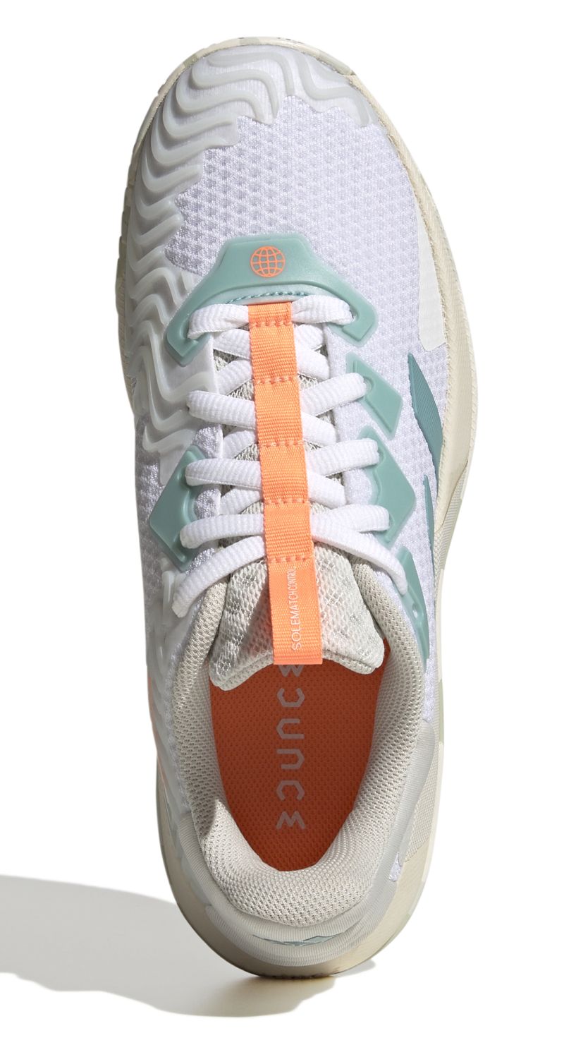 GY7001_3_FOOTWEAR_Photography_Top-Portrait-View_white