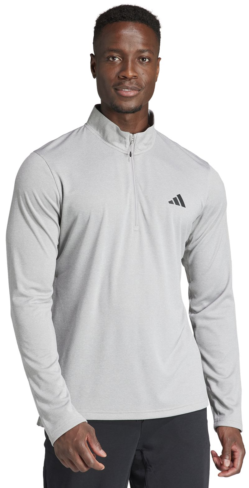 IT5441_3_APPAREL_On-Model_Standard-View_white