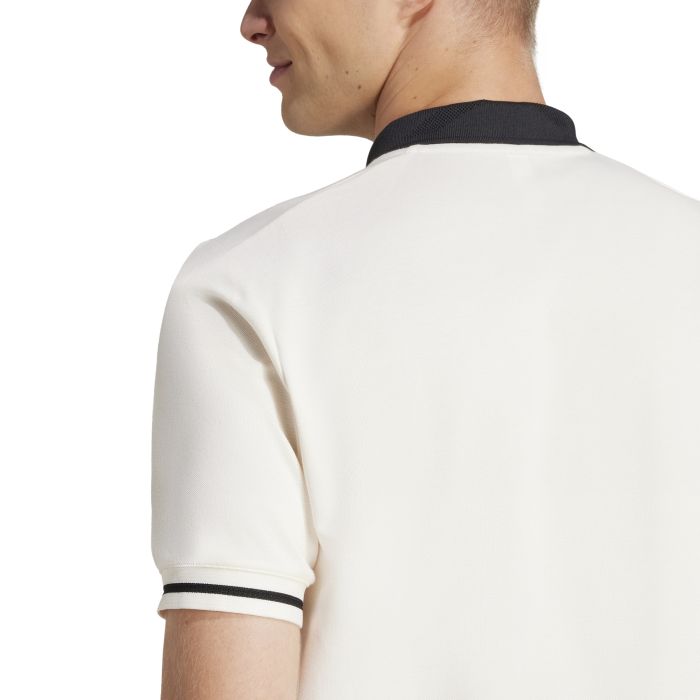 JC6746_6_APPAREL_On-Model_Detail-View-2_white