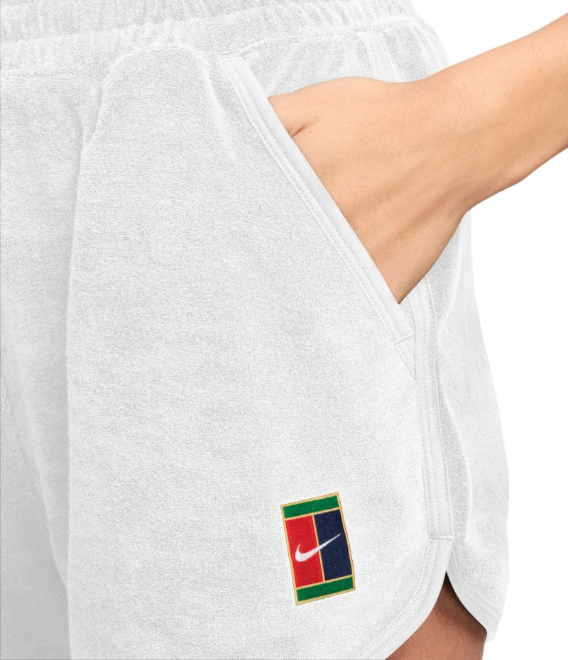 AURORA_FQ2282-100_PHSYM002-2000-Photoroom