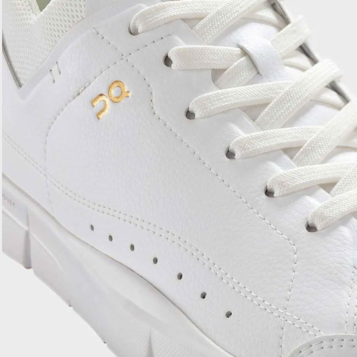 On-the-Roger_Slider_2_700-700