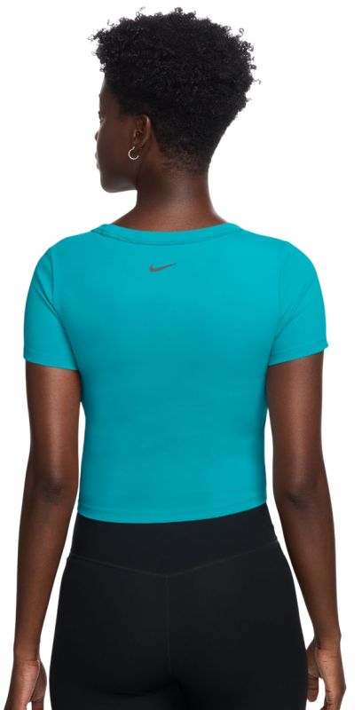 AURORA_FN2804-345_PHSFM001-2000-Photoroom Nike One Fitted Dri-Fit Short Sleeve