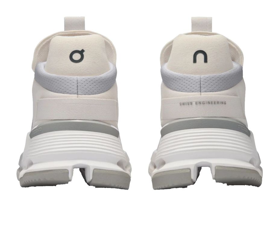 WomanOnCloudnova2Sand4