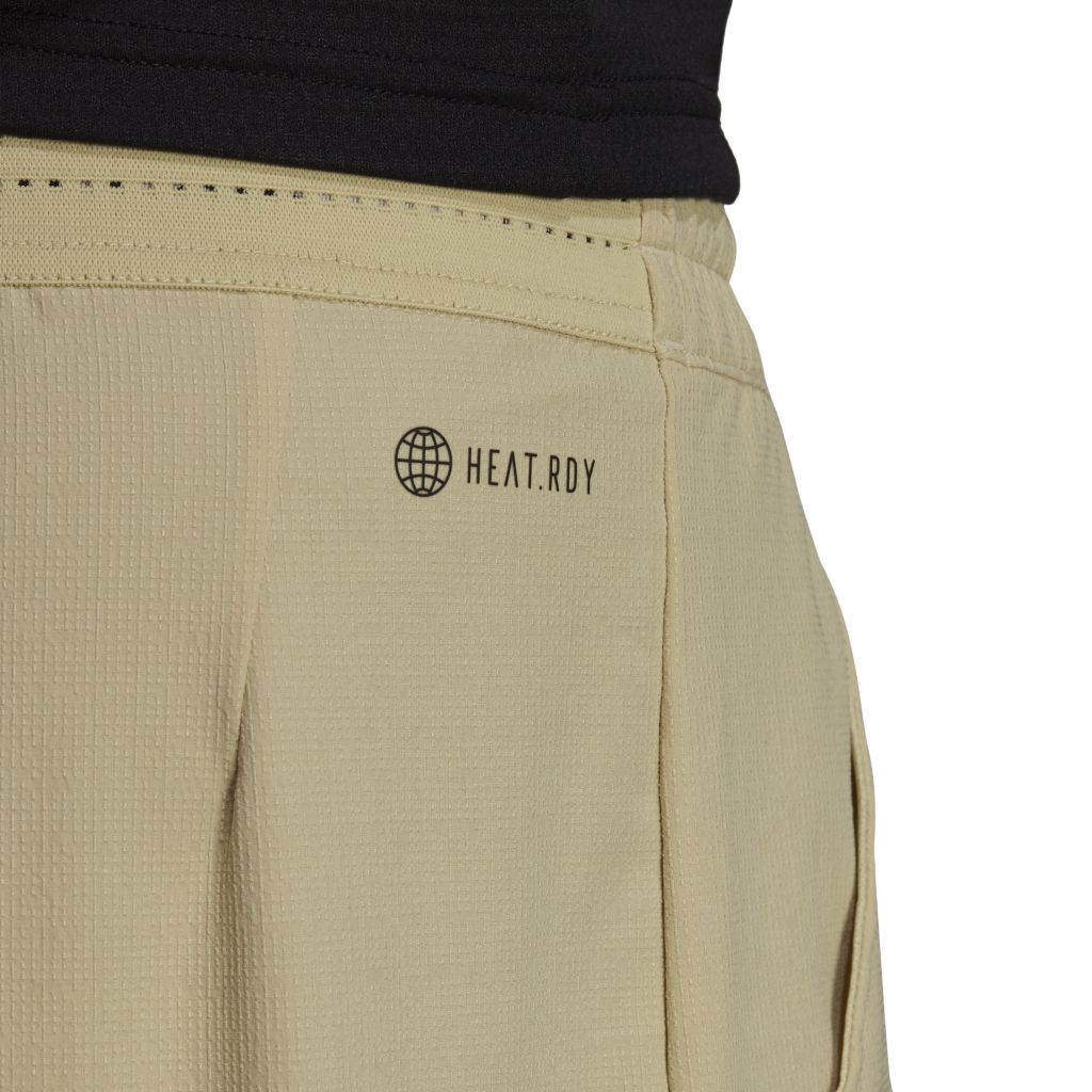 HB9152_8_APPAREL_On-Model_Detail-View-2_white