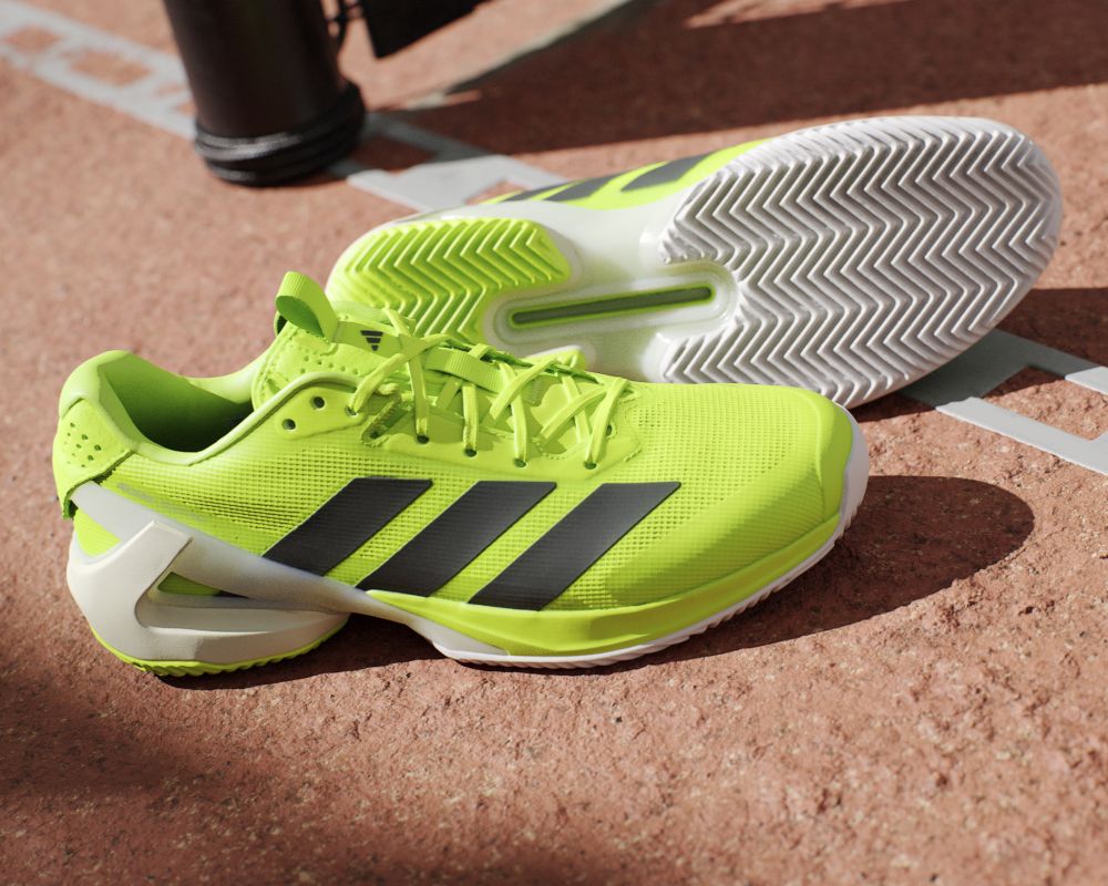 IH2564_20_FOOTWEAR_Photography_HeroMrktng-View-8