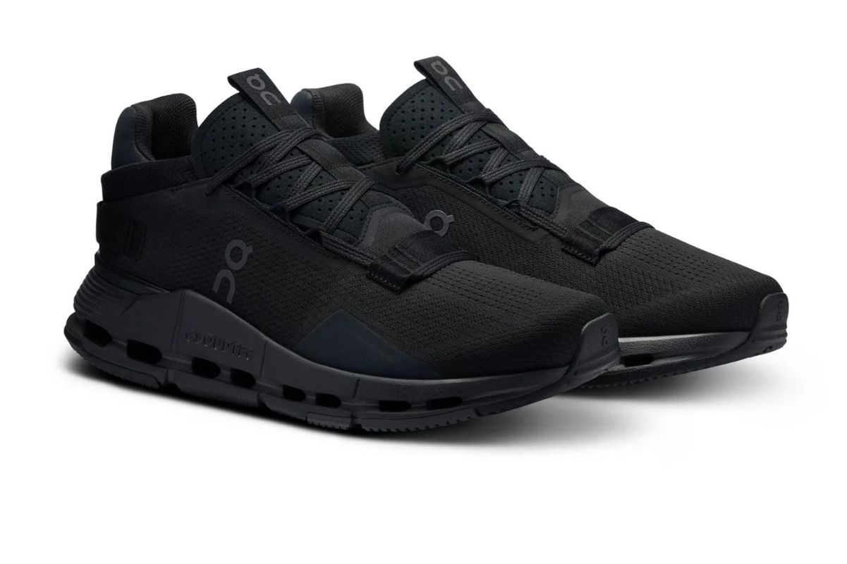ManOnCloudnova2Black3