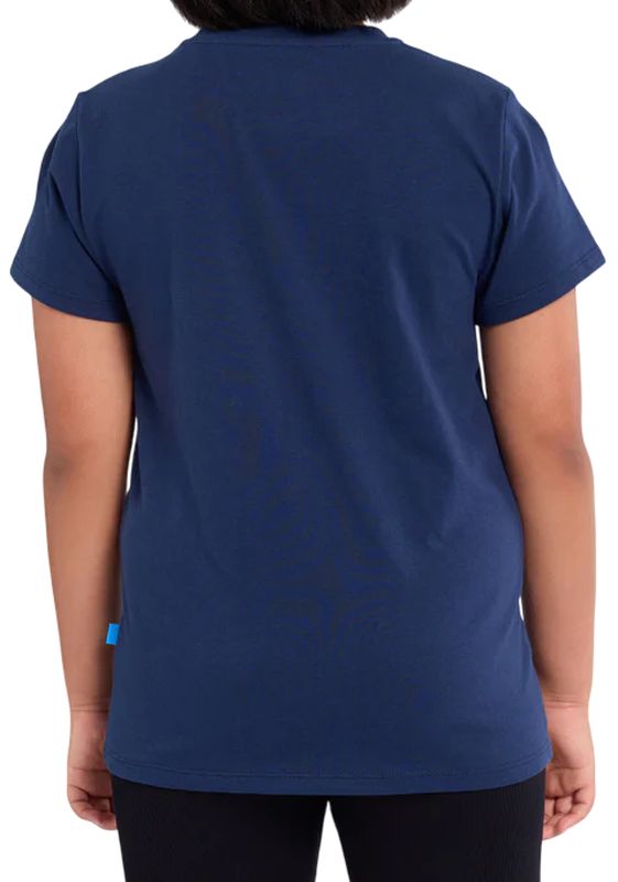 AO25-KIDS-GIRLS-Kid_sT-ShirtRoundLogo-Navy-4_960x_crop_center-Photoroom