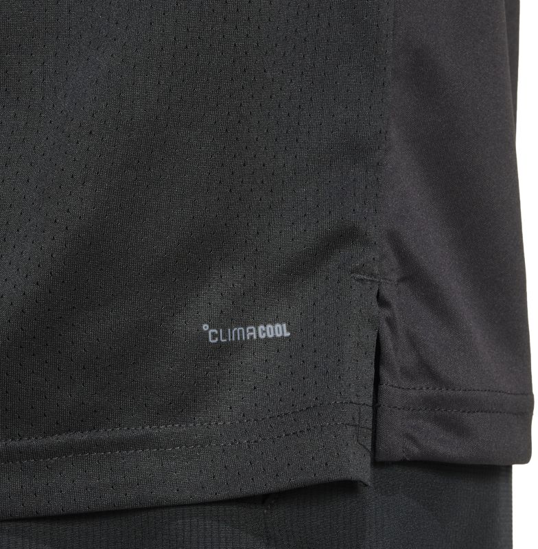 JF8502_8_APPAREL_On-Model_Detail-View-2_white