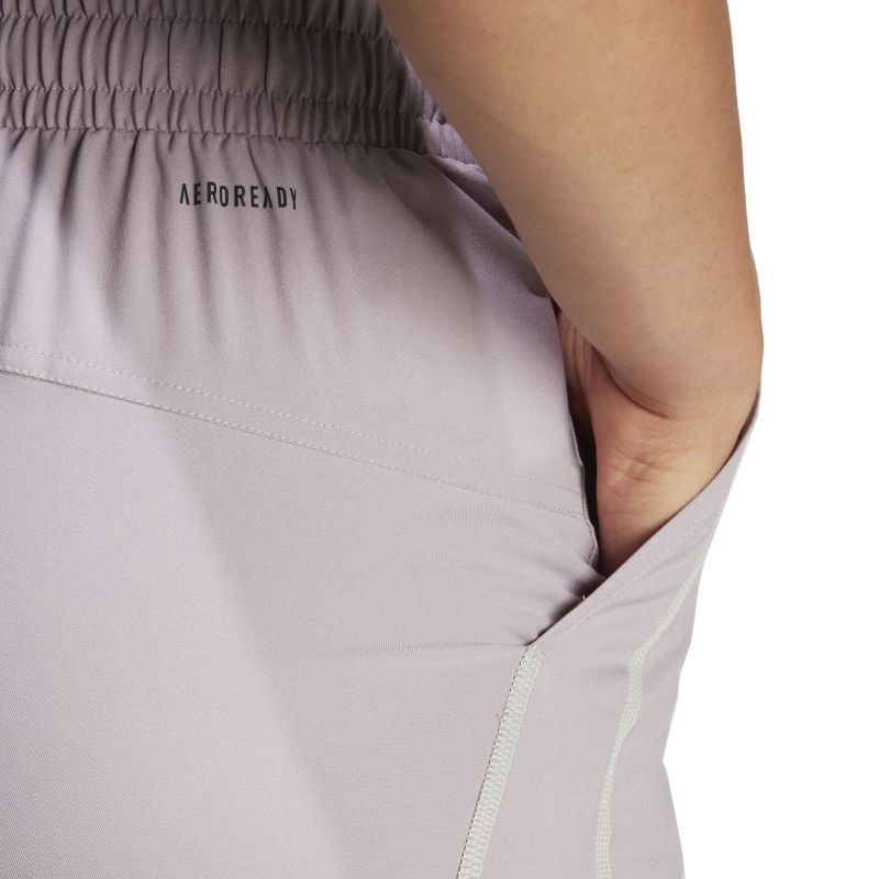 IL7365_6_APPAREL_On-Model_Detail-View-2_white