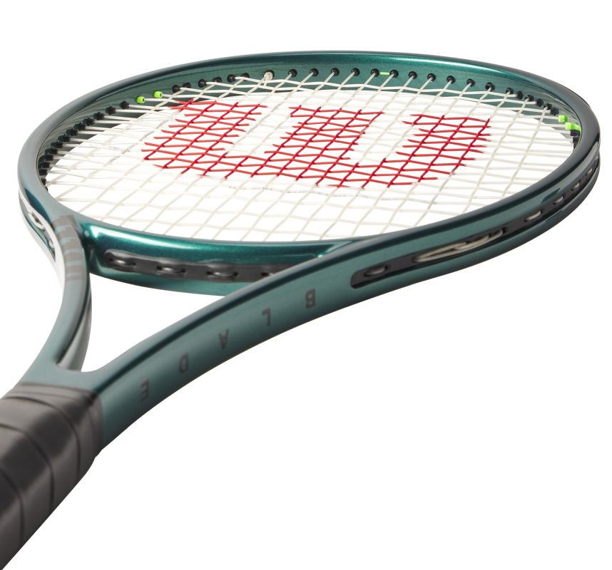 WR150411U_4_Blade_Pro_98_18x20_V9_GR-png-high-res