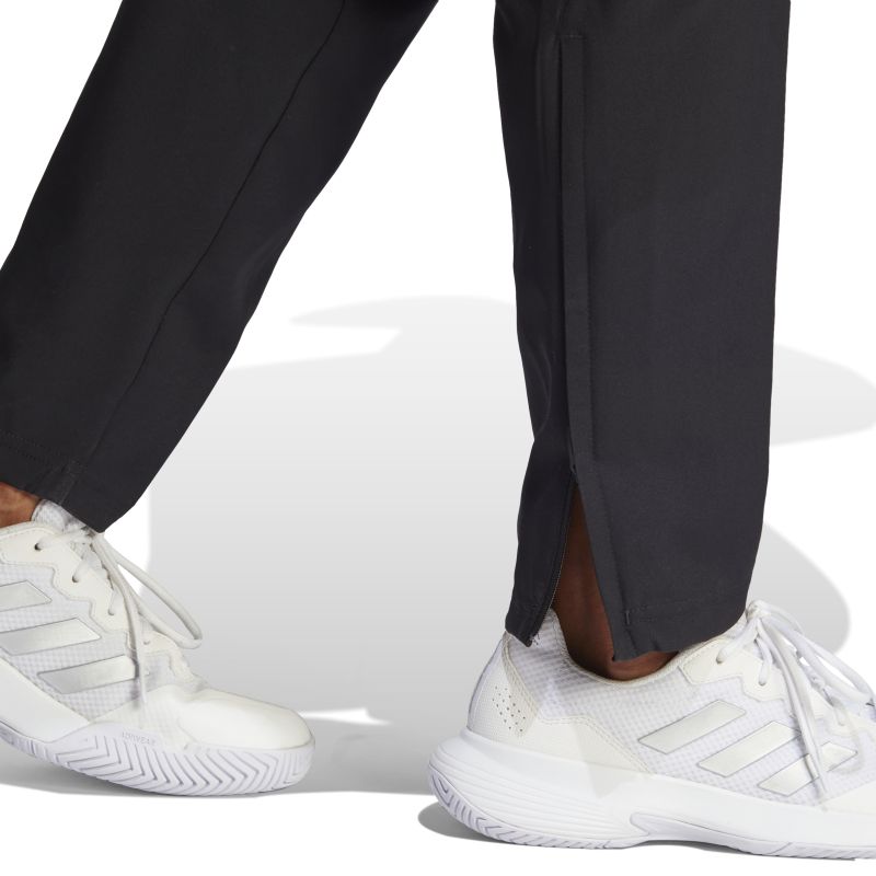 HU1808_7_APPAREL_On-Model_Detail-View-2_white