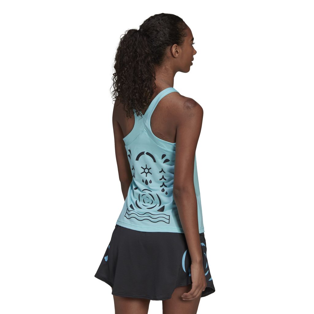 HA3354_5_APPAREL_On-Model_Back-View_white
