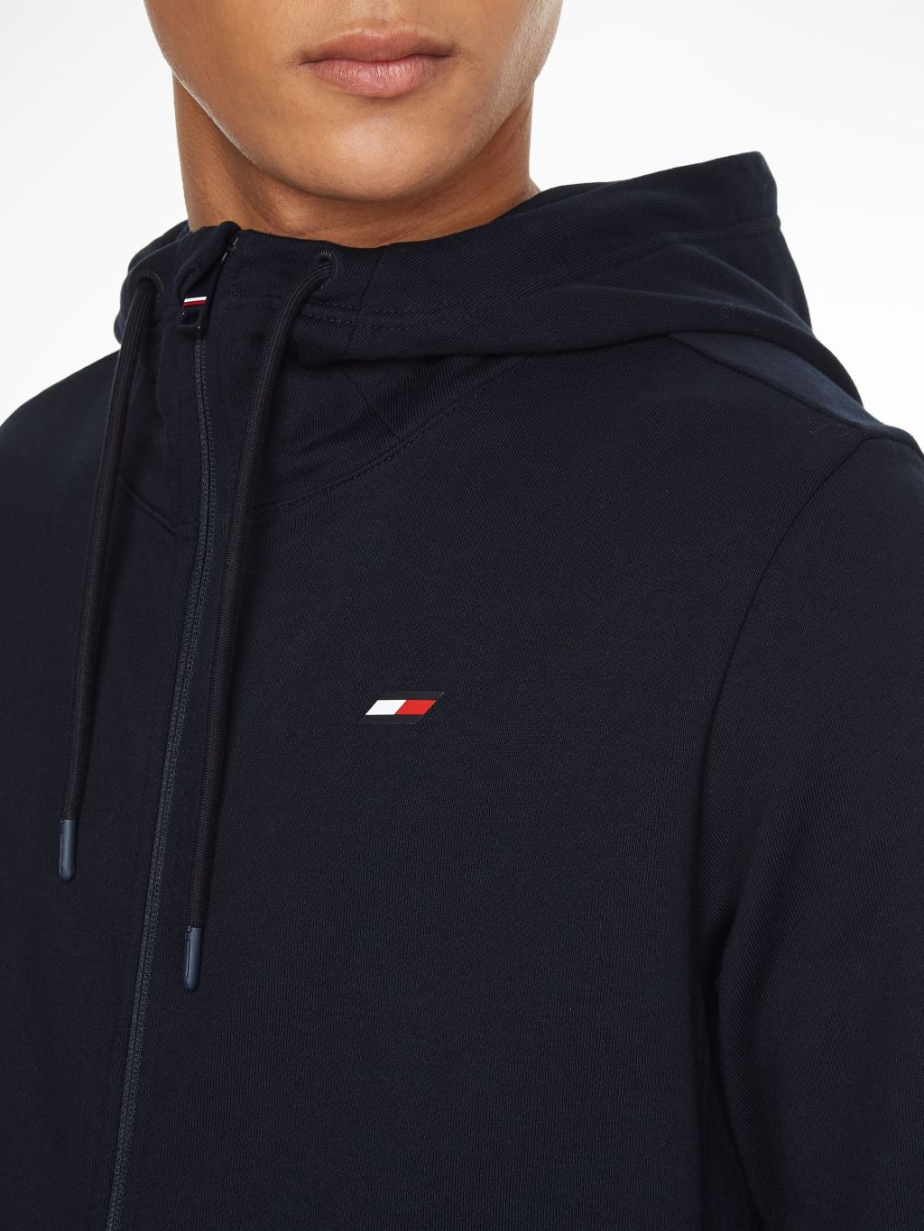 Tommy-Hilfig_SP2022_DW5_MW0MW22743DW5_4