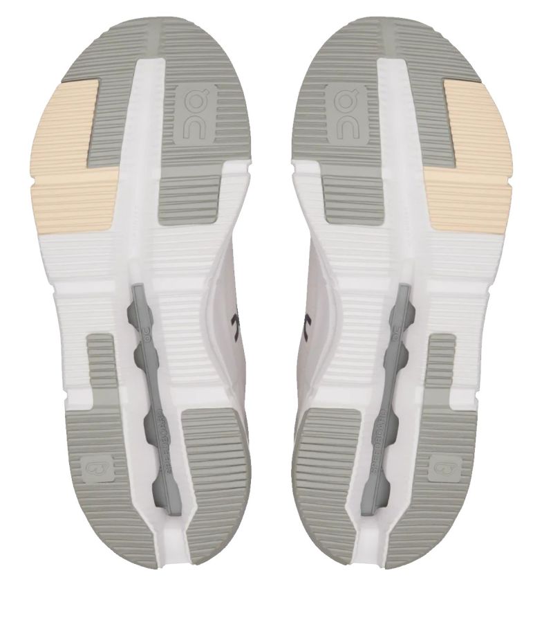 WomanOnCloudnova2Sand6